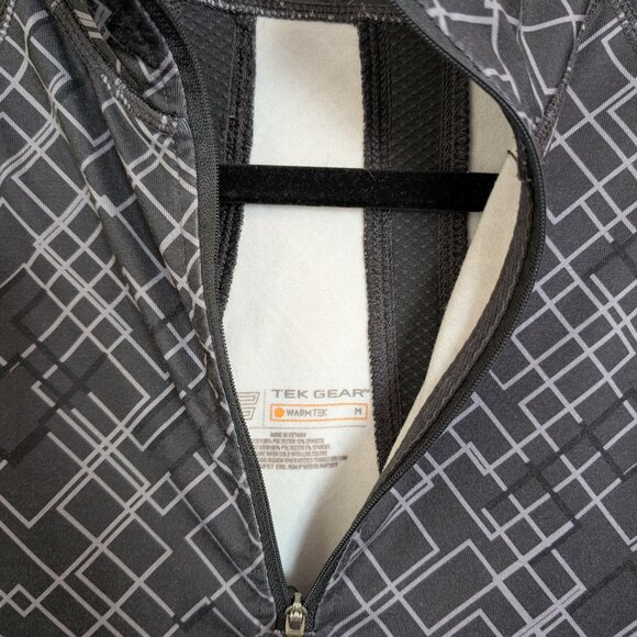 Quarter zip top - Picture 3 of 4